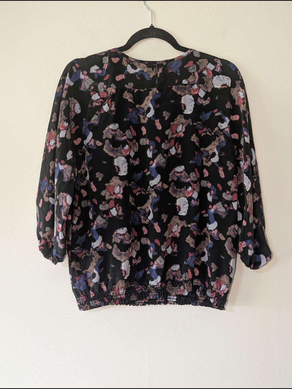 6 Pippa Women’s Silk Black Abstract Print Blouse